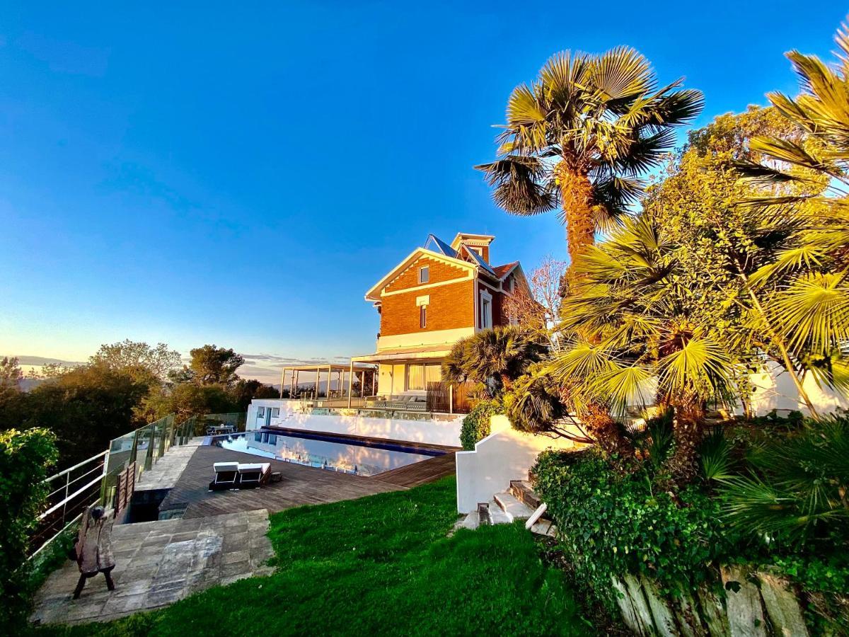 Отель Aya House La Floresta Pearson Экстерьер фото